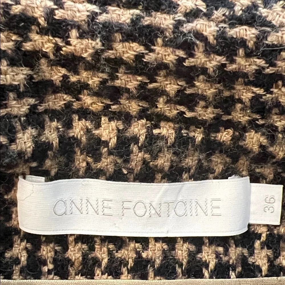 Anne Fontaine Black and Brown Houndstooth Ruffle-Trim Knit Blazer - Picture 5 of 5